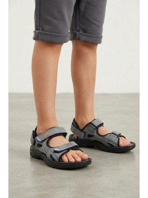 Minican Kids KN-1600-26Y Erkek Çocuk Ortopedik Sandalet