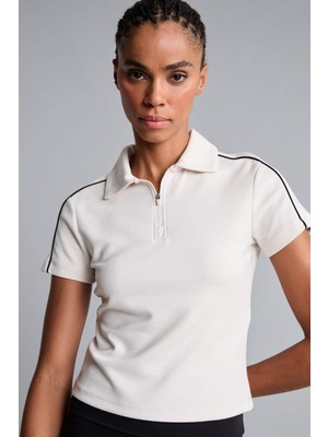 DeFacto Ultra Yumuşak Standart Fit Sporcu Modal Kısa Kollu Polo Ekru Tişört H9765AX26HS