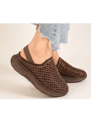 N Napa Shoe NP.9557.KAHVE Taşlı Sandalet Napa Shoe Kadın Kahverengi Taşlı Sabo Terlik – Konfor Taban Günlük Şık Terlik