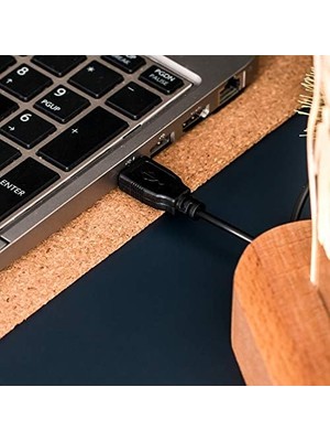 Aesco Nostaljik Vintage Otomobil 3 Boyutlu LED Masa Lambası - USB Bağlantılı Sarı Işık - 60X140X30 mm