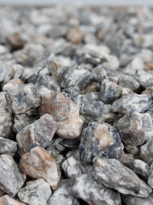Aesco Natural Dekoratif Çakıl Taşı, Gnays Dolomit, Gri Sarı Damarlı, 1-2 Cm, 3 kg