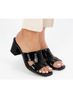 N Napa Shoe NP.9550.S.İYAH Rugan Terlik Kadın Rugan Topuklu Terlik – Kalın Topuklu, Kare Burun, Günlük ve Şık Kullanım Siyah