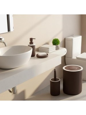 Aesco 5’li Mürdüm Rengi Banyo Seti – Çöp Kovası, Sıvı Sabunluk, Diş Fırçalık, Sabunluk ve Wc Fırçası – Modern Çizgili Şık Tasarım