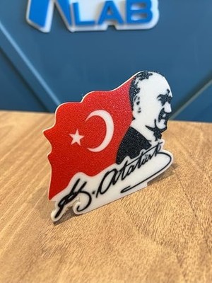 Aesco Atatürk Portresi 3D Türk Bayrağı Masaüstü Dekor Atatürk Imzalı Şık Hatıra & Ofis Süsü - Hediyelik