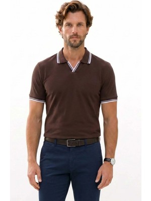 Tudors Erkek Slim Fit Dar Kesim %100 Pamuklu Çizgili Detaylı V Yaka Kahverengi Polo Yaka Tişört