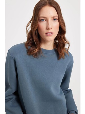 Tudors Kadın Oversize Geniş Kesim Pamuklu 3 Iplik Içi Polarlı Basic Koyu Gri Bisiklet Yaka Sweatshirt