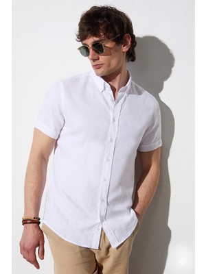 Tudors Erkek Slim Fit Dar Kesim Kısa Kollu %100 Pamuk Keten Doku Beyaz Düğmeli Yaka Gömlek