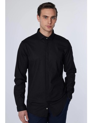 Tudors Erkek Slim Fit Dar Kesim Uzun Kollu Pamuklu Gizli Pat Siyah Gömlek