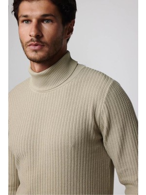 Tudors Erkek Slim Fit Tam Balıkçı Yaka Tüylenme Yapmayan Taş Rengi Triko Kazak