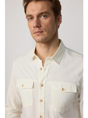 Tudors Erkek Slim Fit Dar Kesim Uzun Kollu %100 Pamuk Keten Doku Çift Cep Spor Yaka Beyaz Gömlek