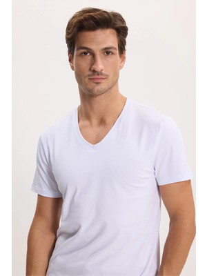 Tudors Erkek Slim Fit Dar Kesim Pamuklu Yumuşak Dokulu Likralı Esnek Kumaş Düz Basic Beyaz V Yaka Tişört
