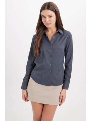 Tudors Kadın Slim Fit Dar Kesim Pensli Vucüda Oturan Klasik Yaka Uzun Kollu Likralı Antrasit Gömlek