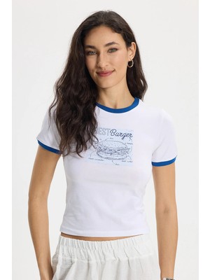 Tudors Kadın Slim Fit Dar Kesim %100 Pamuk Bisiklet Yaka Kısa Kollu Baskılı Beyaz Tişört