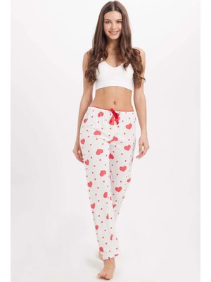Tudors Kadın Regular Fit Klasik Kesim Viskon Beli Lastikli Fiyonk Detaylı Baskılı Beyaz Pijama Altı