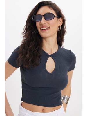 Tudors Kadın Slim Fit Dar Kesim %100 Pamuk Bisiklet Yaka Kısa Kol Antrasit Crop