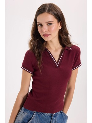 Tudors Kadın Slim Fit Dar Kesim Pamuklu Polo Yaka Kısa Kollu Bordo Tişört
