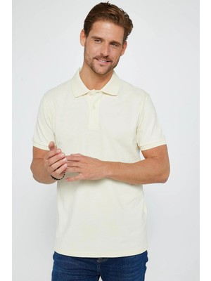 Tudors Erkek Slim Fit Dar Kesim %100 Pamuk Düz Pike Krem Renk Polo Yaka Tişört