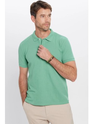 Tudors Erkek Slim Fit Dar Kesim Pamuklu Yumuşak Dokulu Serin Tutan Kumaş Düz Pike Yeşil Polo Yaka Tişört