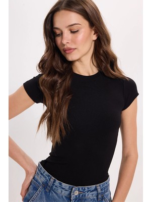 Tudors Kadın Slim Fit Dar Kesim Bisiklet Yaka Viskon Kumaş Ultra Soft Siyah Tişört Bluz