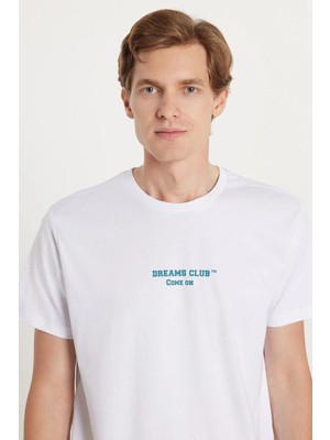 Erkek Slim Fit Dar Kesim %100 Pamuk Yumuşak Dokulu Baskılı Beyaz Bisiklet Yaka Tişört