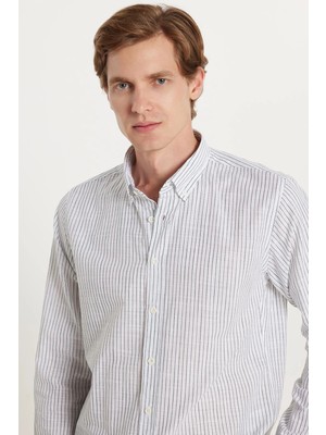 Tudors Erkek Slim Fit Dar Kesim Düğmeli Spor Yaka Keten Efekt %100 Pamuk Yeşil Çizgili Yazlık Gömlek