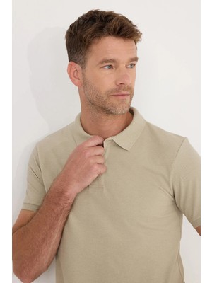 Erkek Slim Fit Dar Kesim Pamuklu Yumuşak Dokulu Serin Tutan Kumaş Düz Pike Bej Polo Yaka Tişört