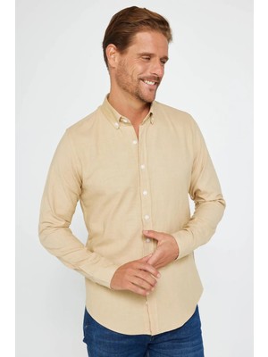 Tudors Erkek Slim Fit Dar Kesim %100 Pamuk Keten Doku Düğmeli Yaka Bej Gömlek