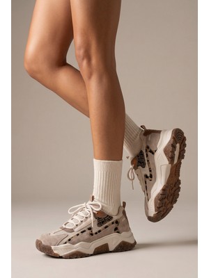 Marjin Kadın Yüksek Taban Sneaker Bağcıklı Leopar Detaylı Spor Ayakkabı Desya Bej