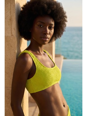 Kadın Lime Renkli Gipeli Bikini Üst