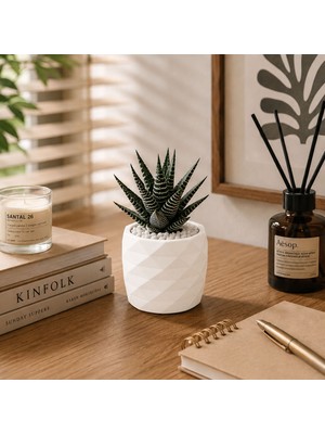 Dekorsende Polyester Prizma Desen Mini Saksı Beyaz 8 cm