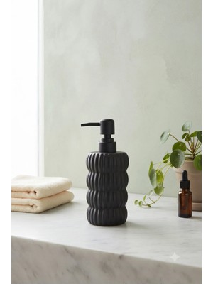 Dalgalı Seramik Mat Siyah Pompalı Sıvı Sabunluk - 400 ml - 18 x 8 x 7 cm