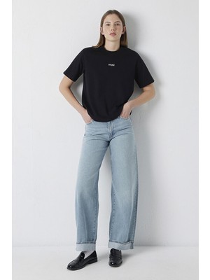 Mavi M1612829-900 Kadın Logo Baskılı T-Shirt