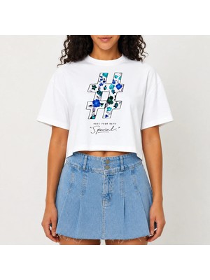 Urban Trend Store Urbantrendstore Crop Tişört Beyaz Baskılı Rahat Kesim Raw Cut Basic Kısa Tshirt