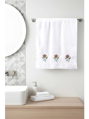 Borboleta Home Soft Spring Light Brown Kadife Punch Nakışlı 50X90 El Havlusu % 100 Pamuk