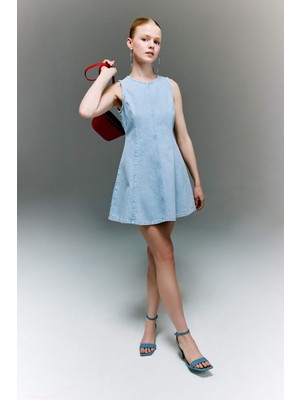 DeFacto %100 Pamuk Kolsuz Mini Jean Elbise H6341AX26SM