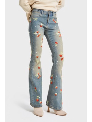 It's Basic Kadın T.kot Rengi 2W5-32 Flare Fit Likralı Kumaş Çiçek Nakış Desenli Özel Tasarım Denim Jean