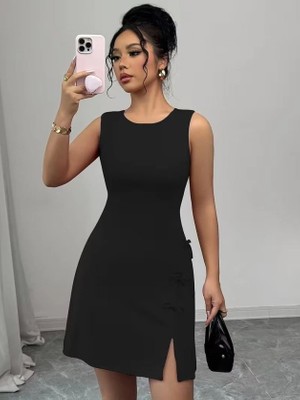 Defy Moda Kadın Askılı Yuvarlak Yaka Yırtmaçlı Fiyonk Detaylı Kısa Atlas Elbise