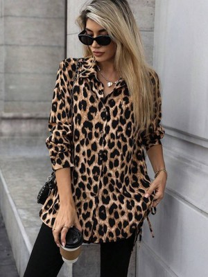 Venera Butik Kadın Uzun Kollu Yakalı Önden Düğmeli Yandan Bağcıklı Leopar Desenli Modal Bluz