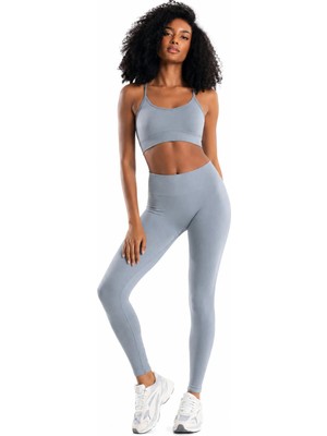 Sırt Detaylı Destekli Seamless Spor Sütyeni ve Push Up Toparlayıcı Tayt Seti