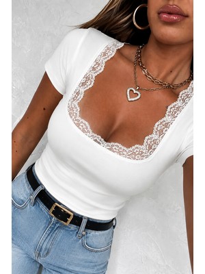 Öz Pamuk Kadın Kare Yaka Dantel Detaylı Viskon Penye Bluz Esnek Slim Fit Tişört