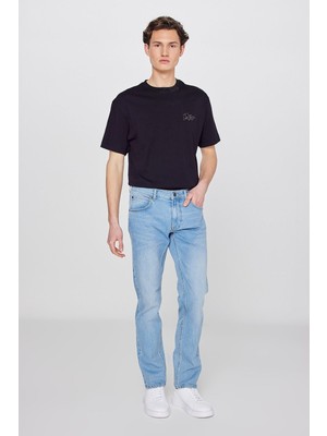 Lee Açık Mavi Erkek Regular Straight Denim Pantolon ML707KNMB Açık Mavi Denim Pantolon