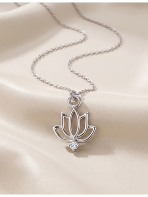 İryum Pırlanta Lotus Çiçeği Kolye