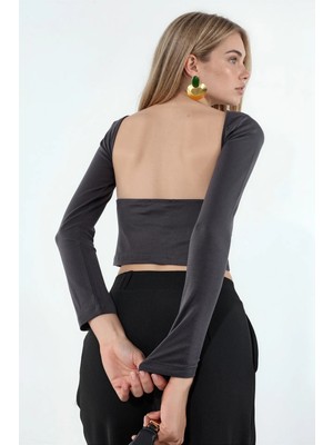Hiccup Kadınlar Busem Slim Fit Sırt Detaylı Crop Bluz Siyah