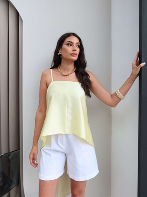 Esra Helvacı Arka Bağcıklı Asimetrik Saten Bluz