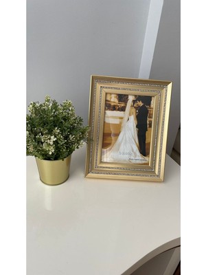 Empressco Şık 15X20 cm Taşlı Gold Çerçeve, Dekoratif ve Zarif Tasarım
