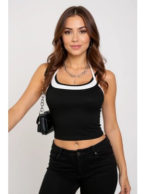 No 35 Concept Kadın Beyaz Siyah Çift Renk Çapraz Askılı Crop Top Bluz – Şık, Rahat ve Kolay Kombinlenebilir