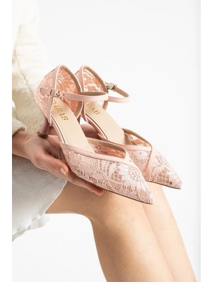 Dabab Shoes AMOUR Kadın Pudra Sivri Burun 6 cm Topuklu Dantel Dokulu Bilekten Bantlı Klasik Topuklu Ayakkabı