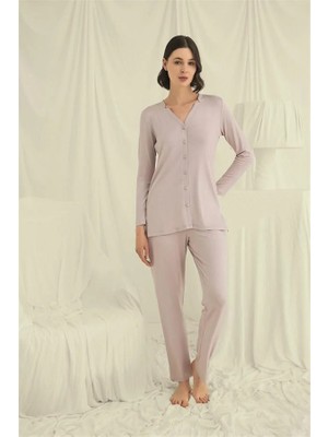 Colezium Arias Closet Uzun Kollu Boydan Düğmeli V Yaka Pijama Takımı