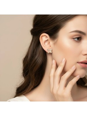 Xuping Jewelry Stil Incisi/xupıng Jewelry Kelebek Zirkon Taşlı Küpe