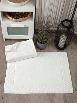 Sevim 2'li Diyagonal Çizgili Ayak Havlusu Seti - %100 Pamuk Havlu Takımı - 50X70 cm - Krem